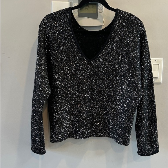 VELVET By Graham & Spencer Opaline Sequin Knits Sweater - Picture 4 of 9